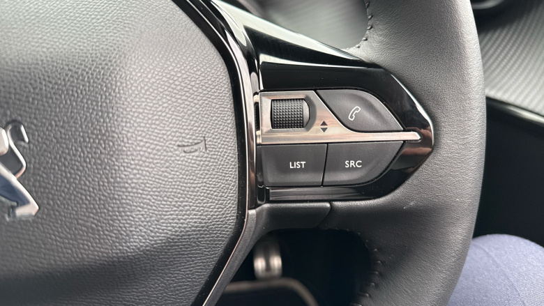 Peugeot 208 1.2 PureTech 100 Allure Premium + 5dr Petrol Hatchback